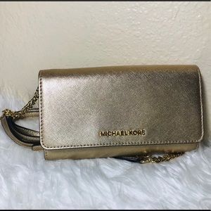 Michael Kors Jet Set Travel Large Crossbody Gold